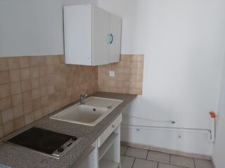  Appartement à louer 2 pièces 51 m² Lourdes