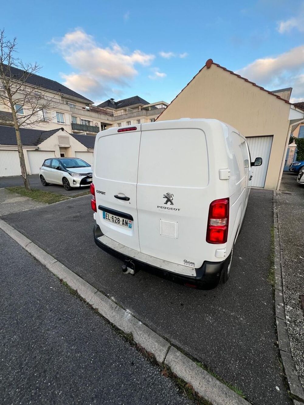 Expert EXPERT CA LONG 2.0 BLUEHDI 120 S&S BVM6 FIXE PREMIUM 2017 occasion 77176 Savigny-le-Temple