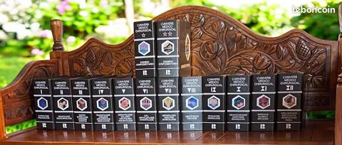 L'univers m�dico-chirurgical en 12 volumes + 2 dossiers 50 Livernon (46)