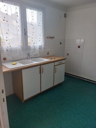  Maison à louer 4 pièces 85 m²