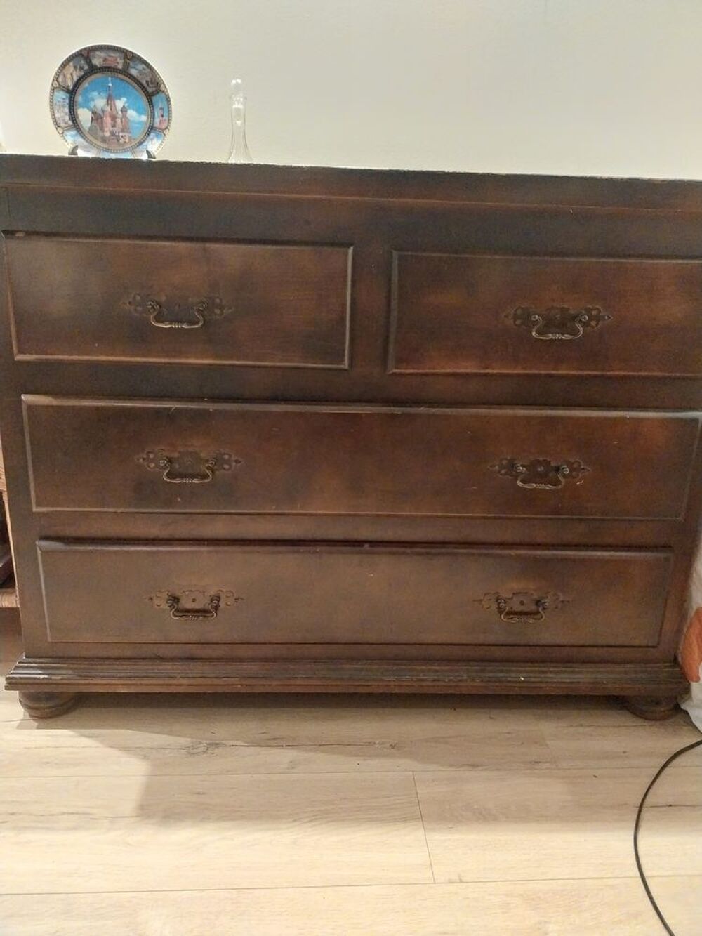 deux commodes en bois Meubles