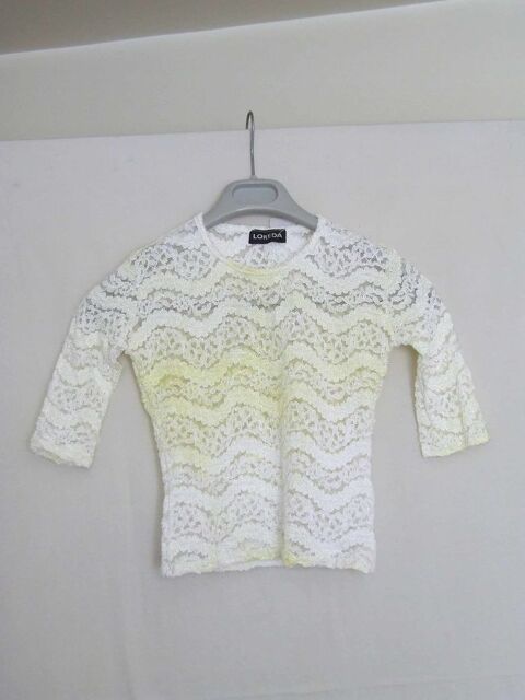01 Tee-shirt dentelle col rond près du corps, T. 38 40, NEUF 6 Bagnolet (93)