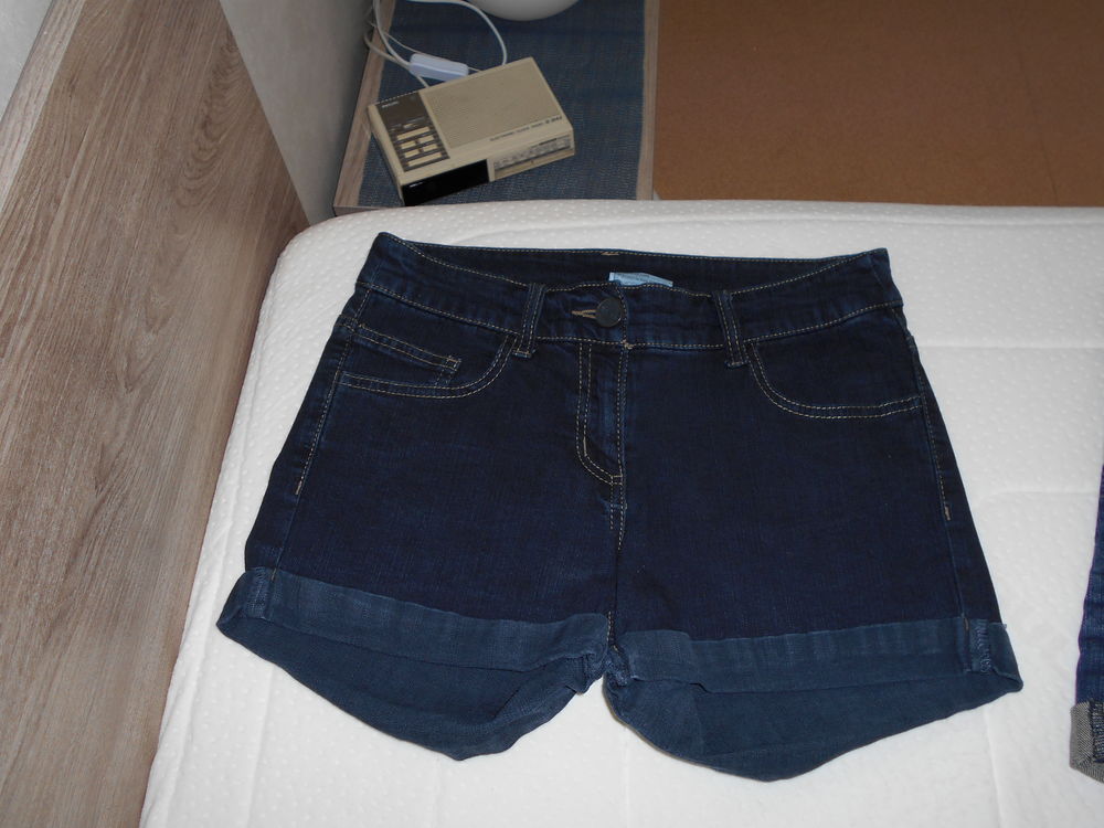 Shorts femme 36 et 38 Vêtements