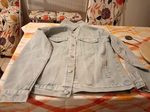 veste en jean gris 10 Saint-Jean-de-Monts (85)