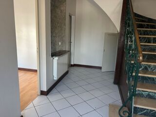  Maison à louer 6 pièces 120 m²