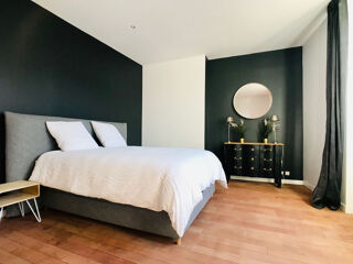 Location Appartement 170 m² meublés, 4 chambres, balnéo ? Reims hypercentre Reims
