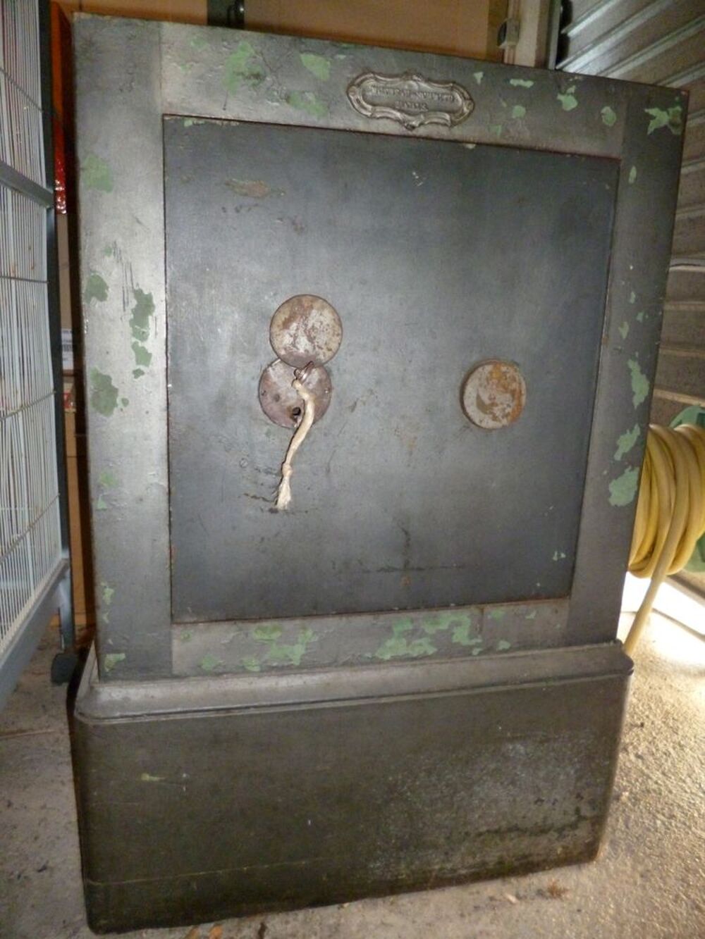 coffre fort ancien 