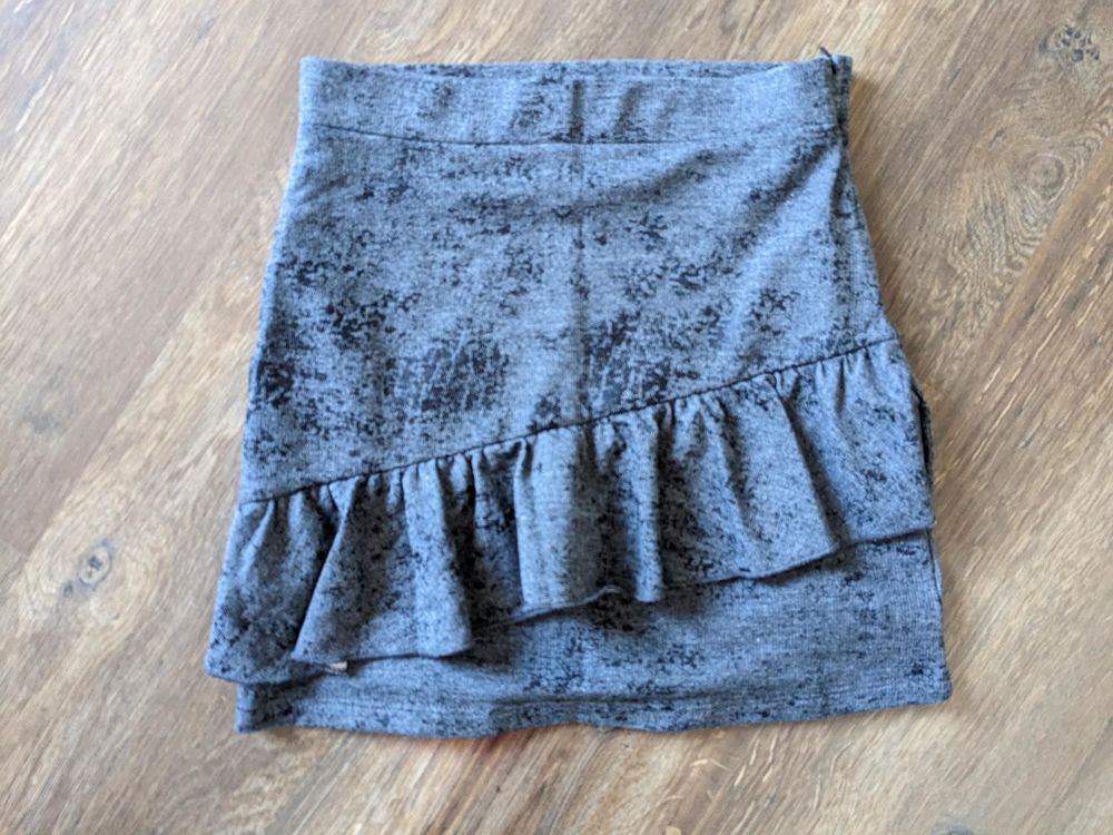 Jupe hiver Kiabi 10 ans Vtements enfants
