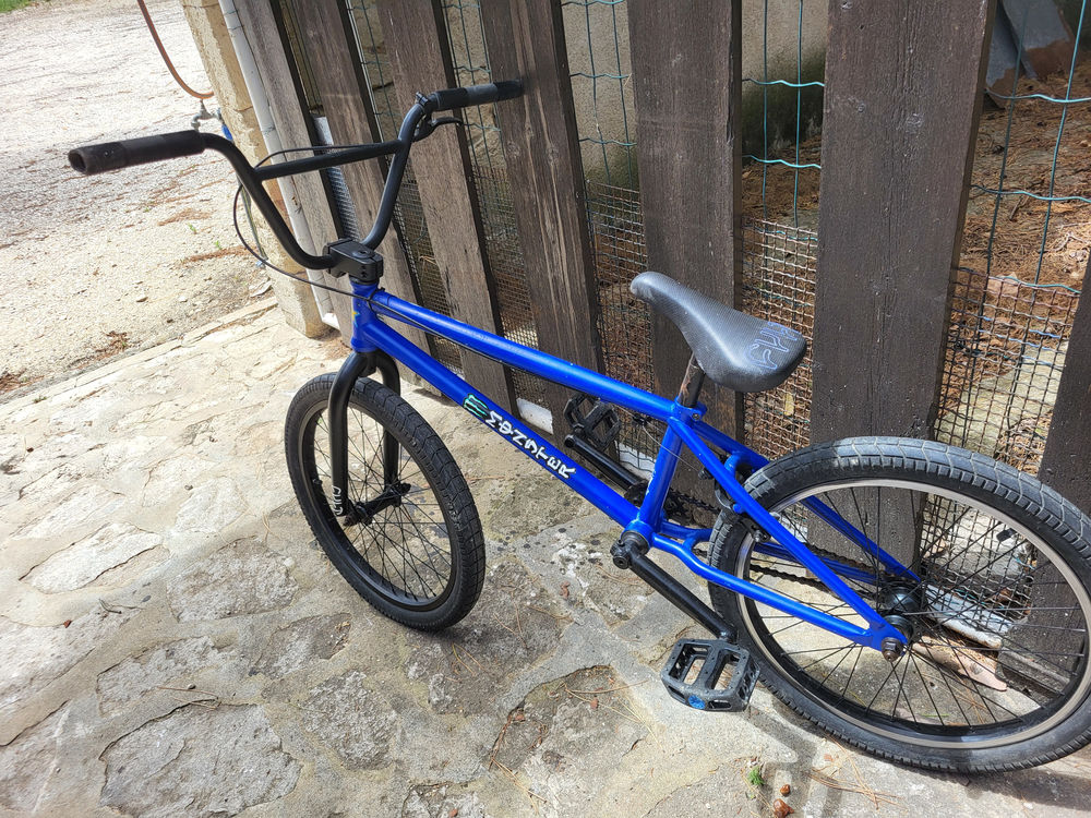 V&eacute;lo BMX enfant -ado Vélos