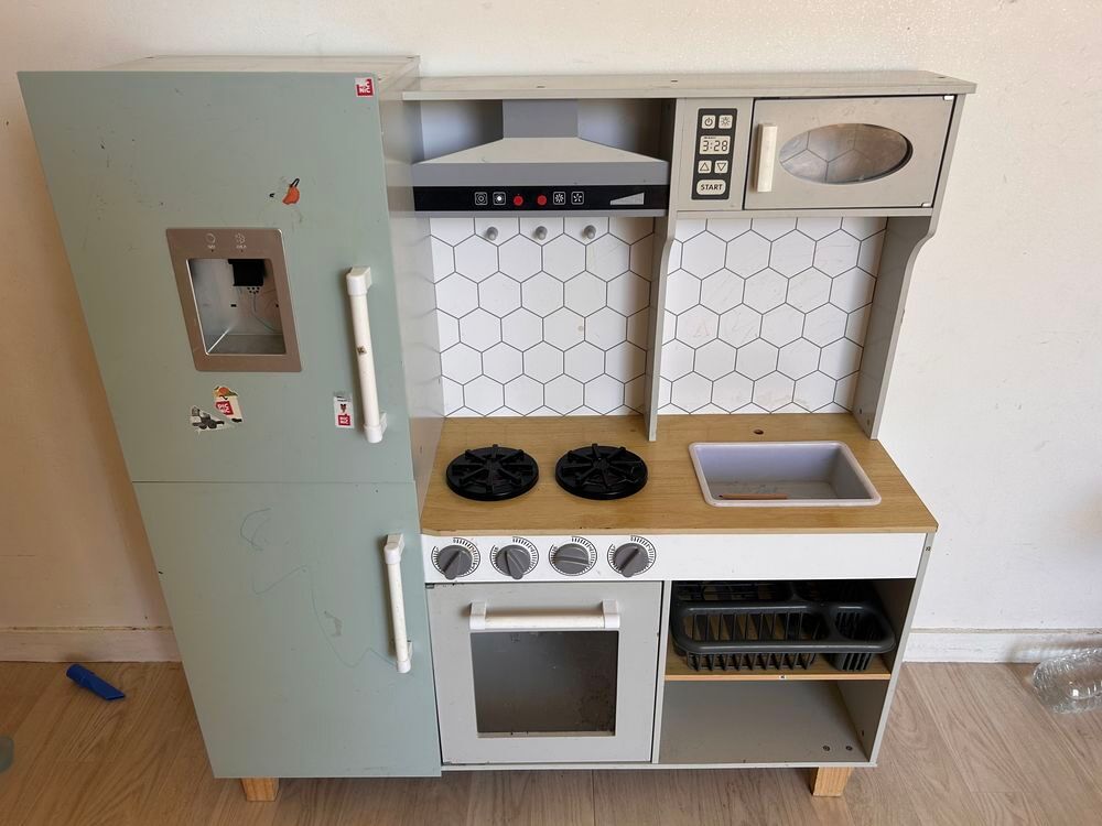 cuisine en bois enfant Jeux / jouets