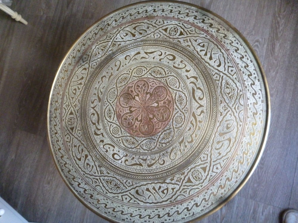 Gu&eacute;ridon Marocain. Meubles
