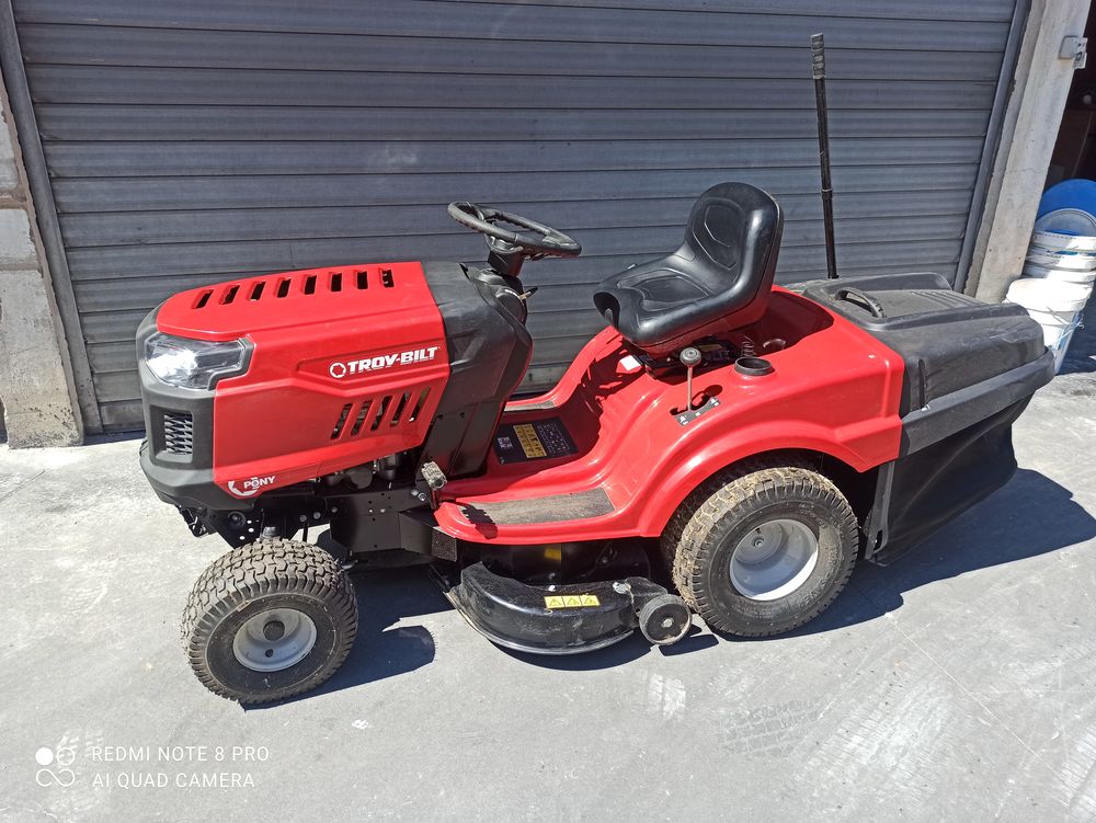 Tondeuse auto port&eacute;e Jardin