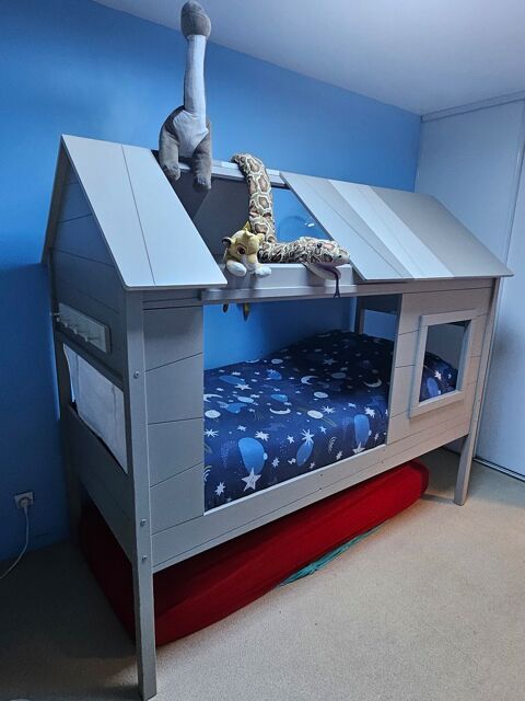 Lit cabane enfant bois gris 250 Lyon 4 (69)