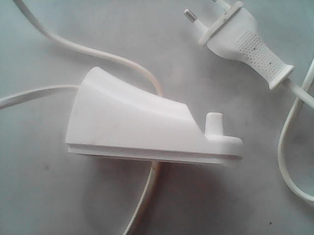 Chargeur Braun 3709 pour brosse &agrave; dents 
Electroménager