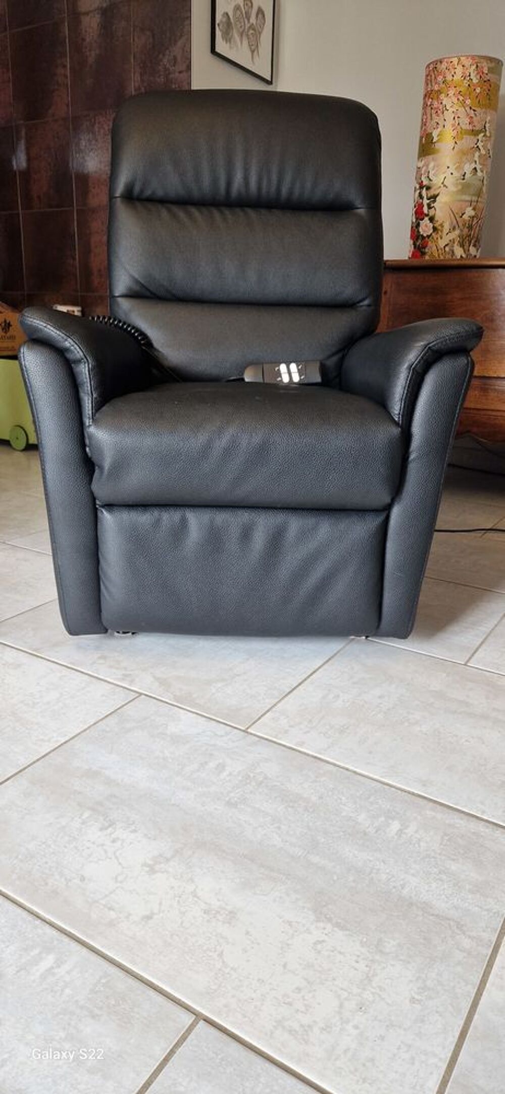 Fauteuil &eacute;lectrique relax et releveur Meubles