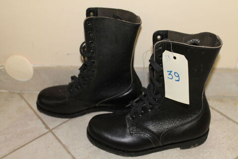 RANGERS CUIR FEMME T:39.NEUVES ARMEE FRANCAISE. 30 Éloie (90)