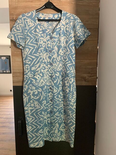 Robe d' été femme     Gérard Pasquier    12 Saleilles (66)