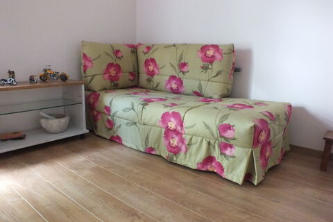 Canap Convertible Floral Vert et Rose 240 Saint-Andr-le-Coq (63)