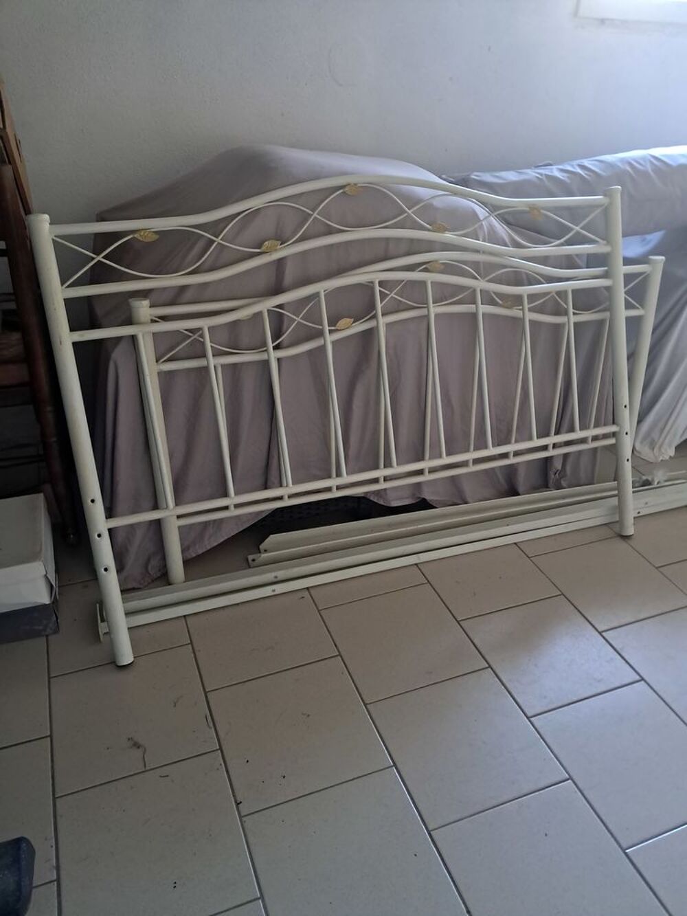 Lit fer forg&eacute; Meubles