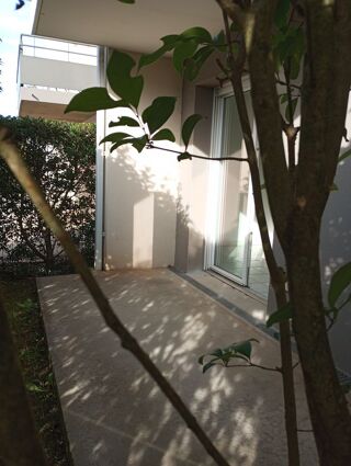  Appartement à louer 3 pièces 58 m²