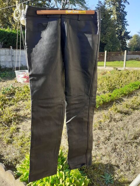 pantalon moto en cuir pour homme 95 Montluon (03)