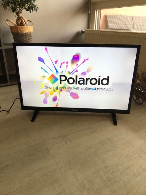 tlviseur Radiola 32 pouces. 50 Bourg-en-Bresse (01)