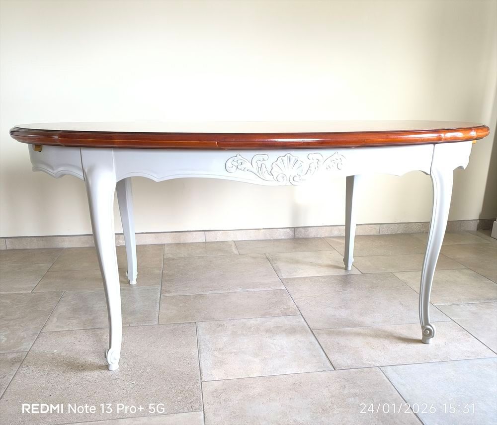Table de s&eacute;jour relook&eacute;e Meubles