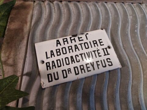 Plaque Émaillée Laboratoire Radioactivité II Dr Dreyfus 90 Loches (37)