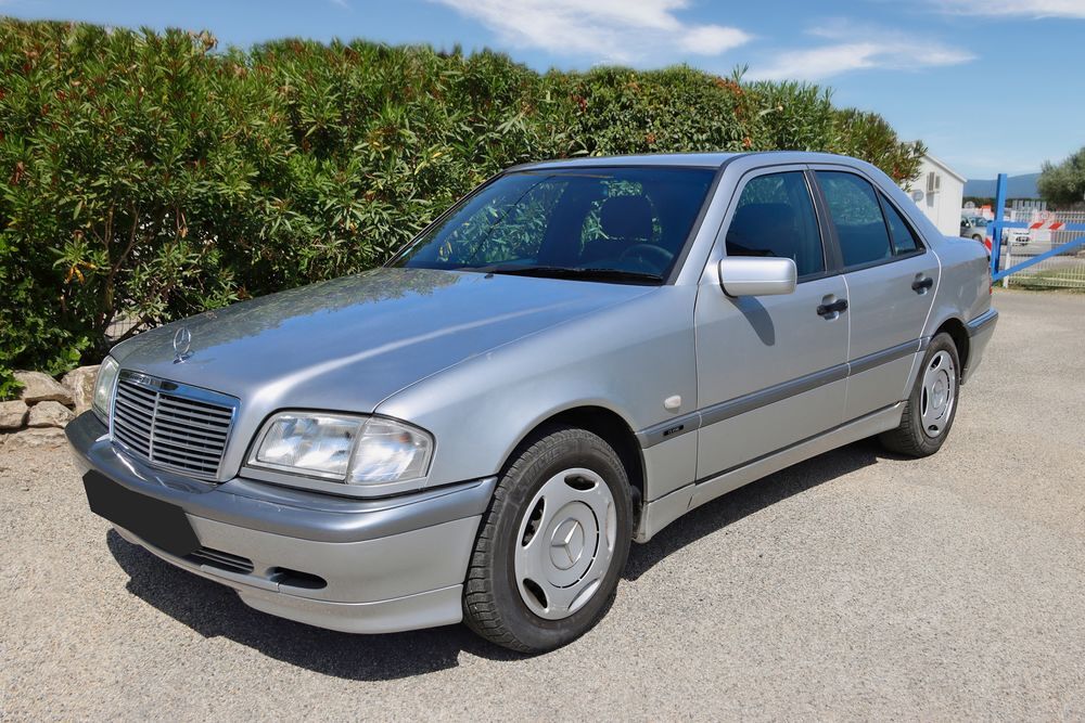 Classe C C200 CDI Classic 1999 occasion 26450 Cl&eacute;on-d'Andran