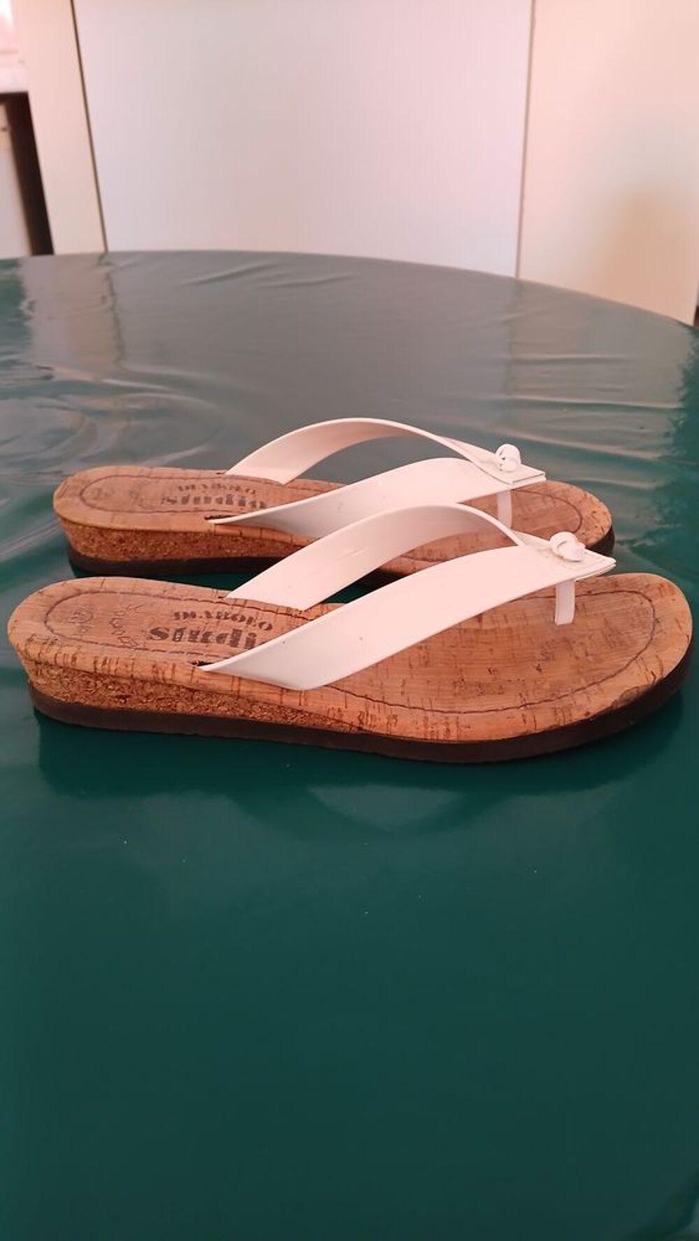 Mules blanches neuves Chaussures