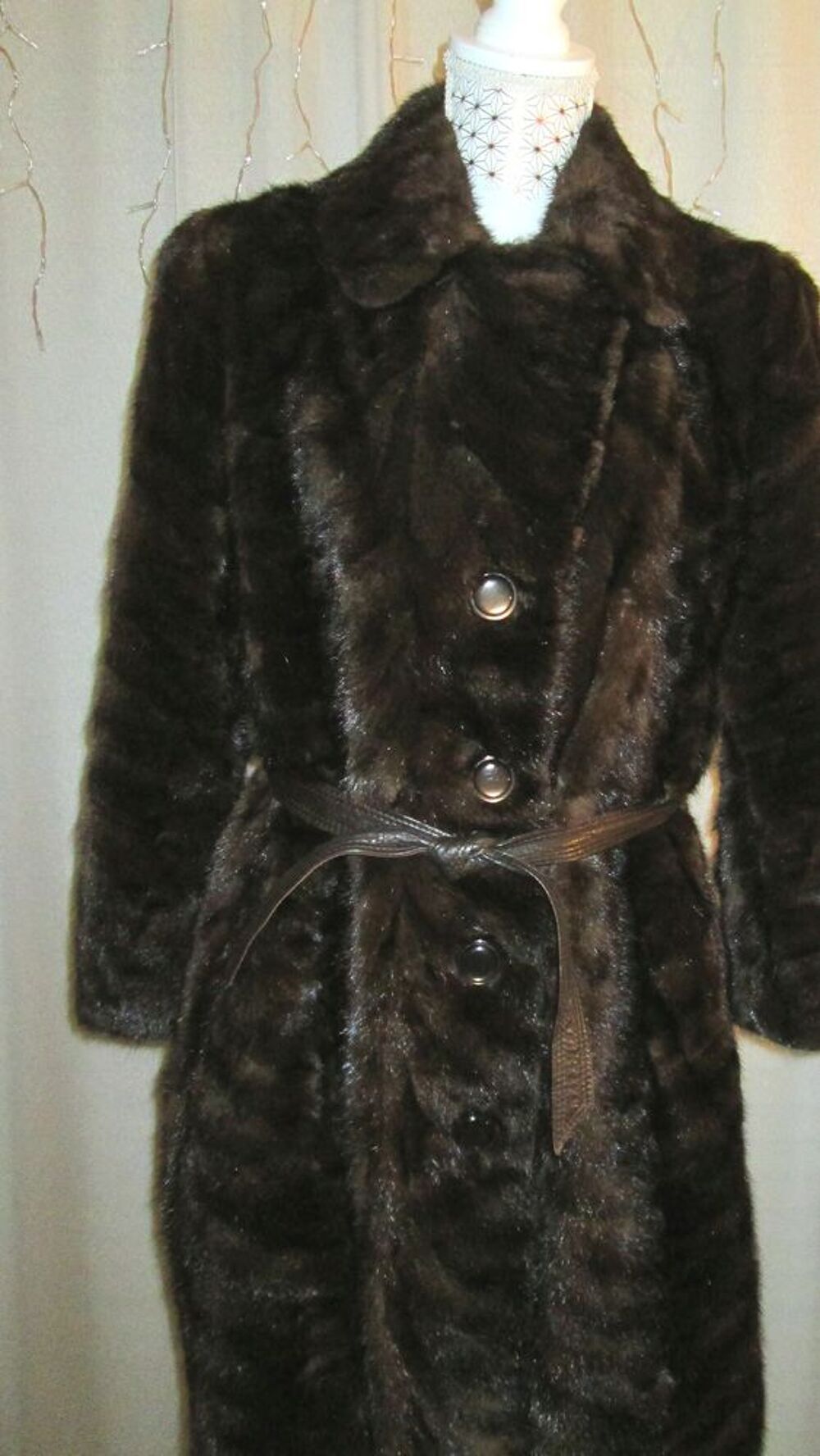 Manteau fourrure vison d'&eacute;levage marron taille 46 Vêtements