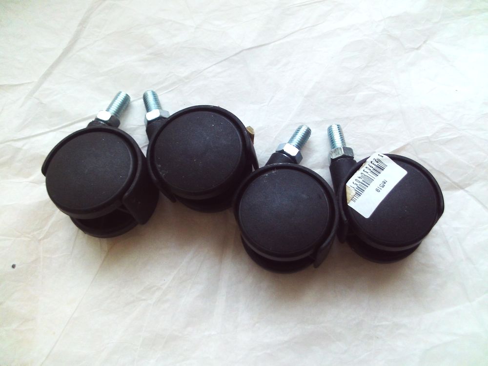 Lot de 4 roue jumel&eacute;es pivotantes &agrave; tige filet&eacute;e 4 cm Bricolage