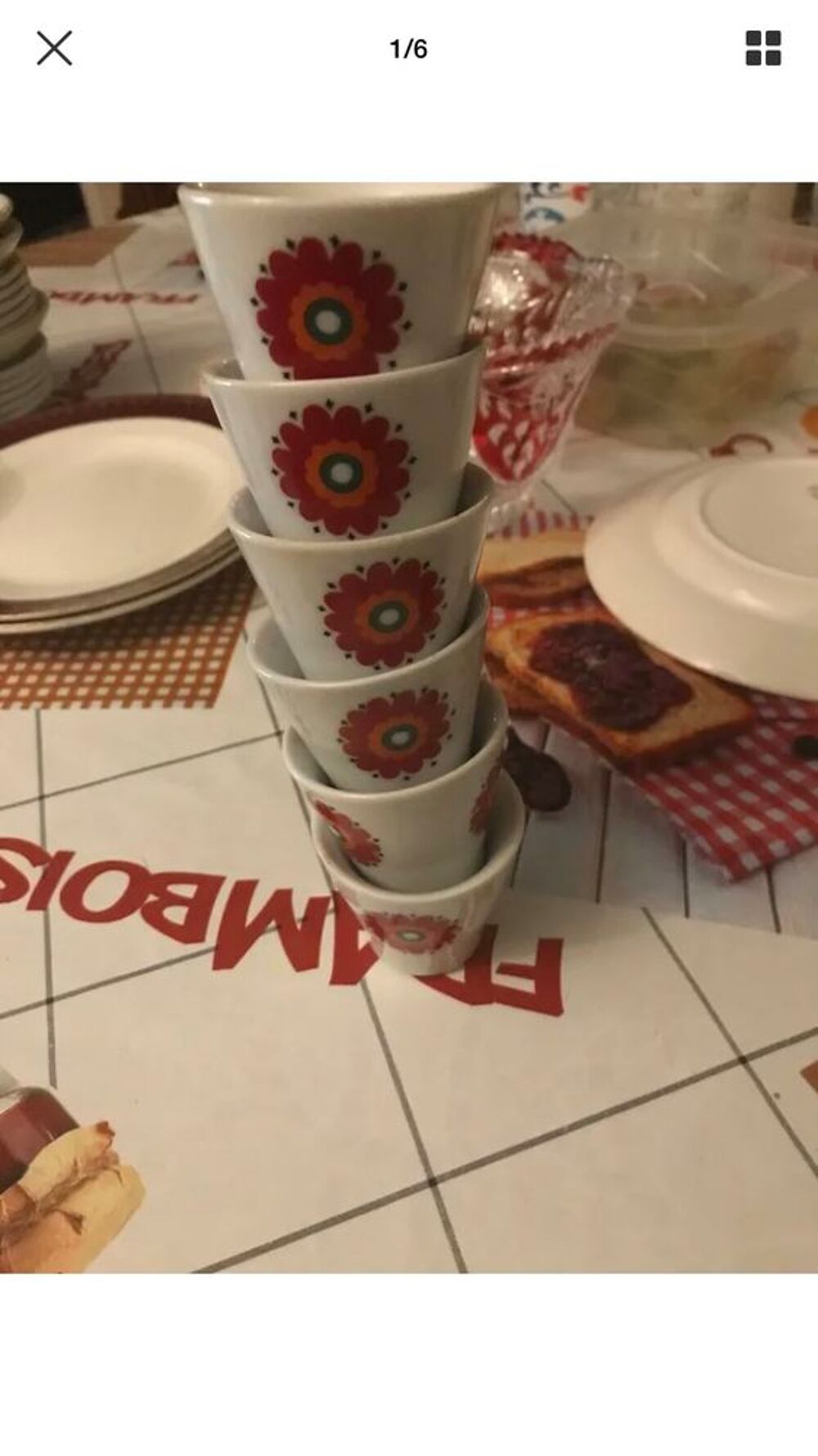 lot de 6 tasse anciennes en porcelaine Décoration