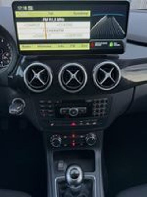 Classe B 180 BlueEFFICIENCY Design 2012 occasion 78300 Poissy