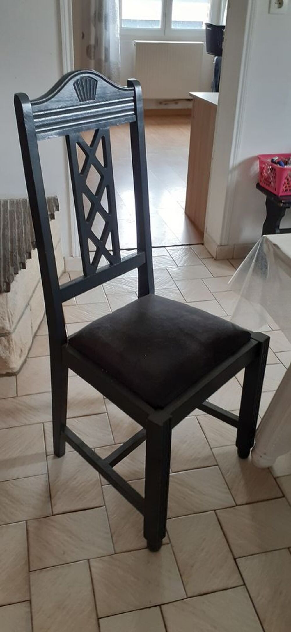 salle a manger compl&eacute;te Meubles