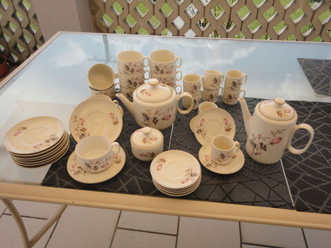 service en porcelaine 10 Aubou� (54)