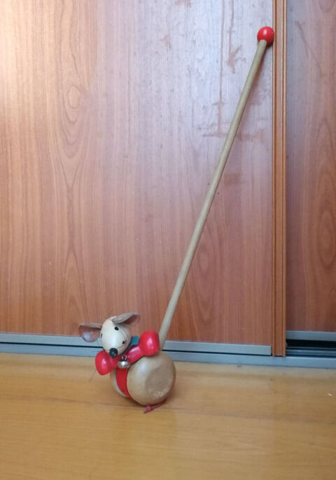 Jouet à pousser souris en bois - Selecta Spielzeug 18 Argenteuil (95)