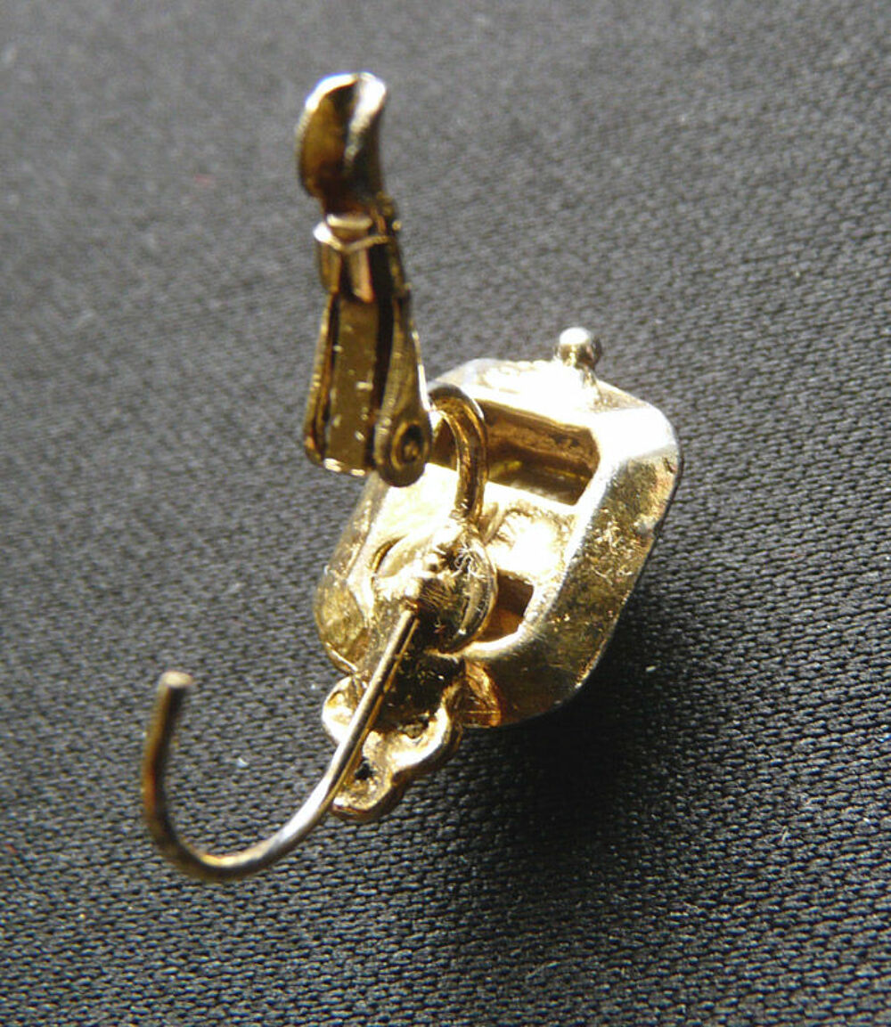 Paire de Boucles d'Oreilles de 2 Topazes Bleues 19i&egrave;me Or Bijoux et montres
