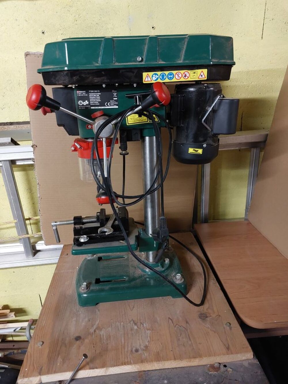 perceuse d'atelier cause d&eacute;m&eacute;nagement Bricolage