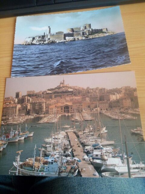 LOT DEUX CARTES POSTALES MARSEILLE 7 Levainville (28)