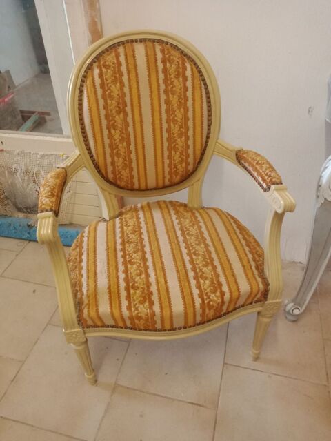 Fauteuil bergre ancien 60 Nice (06)