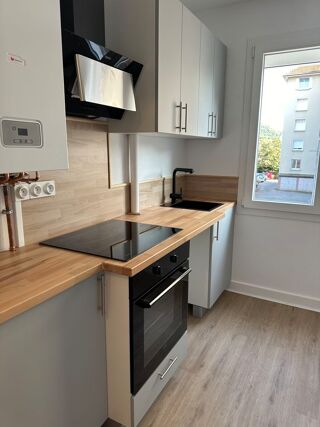  Appartement à louer 1 pièce 31 m²