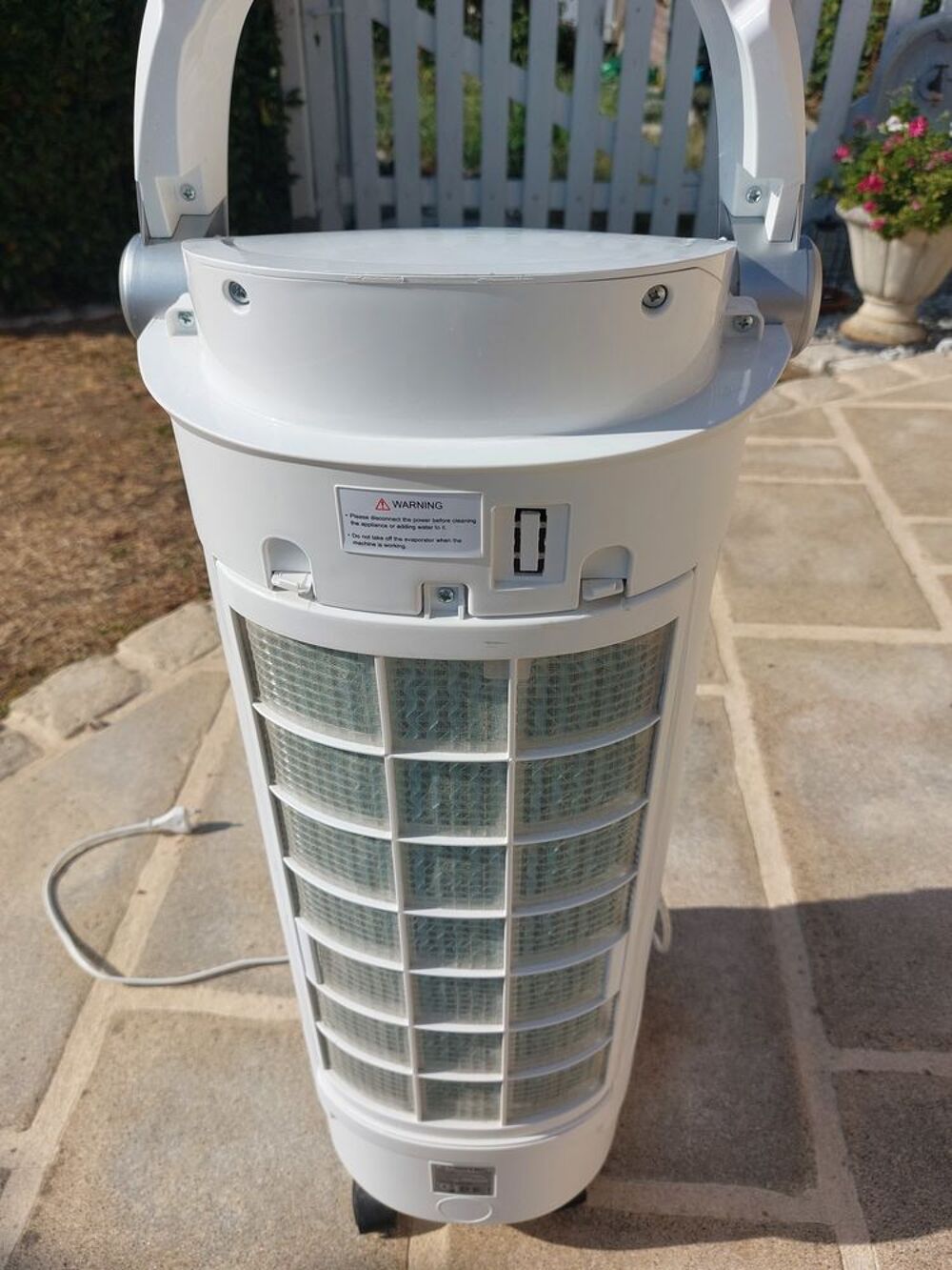 Refroidisseur d'air par &eacute;vaporation TROTEC PAE 25 Electroménager