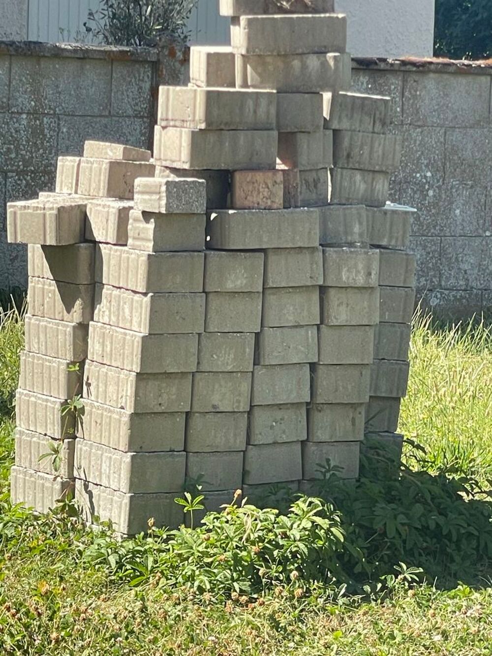 pav&eacute; b&eacute;ton auto bloquant Bricolage