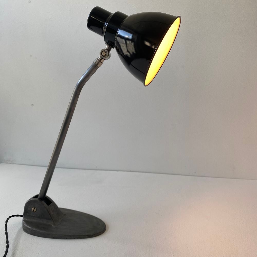 ANCIENNE LAMPE DE BUREAU BAUHAUS "&nbsp;JACOBUS&nbsp;" Décoration