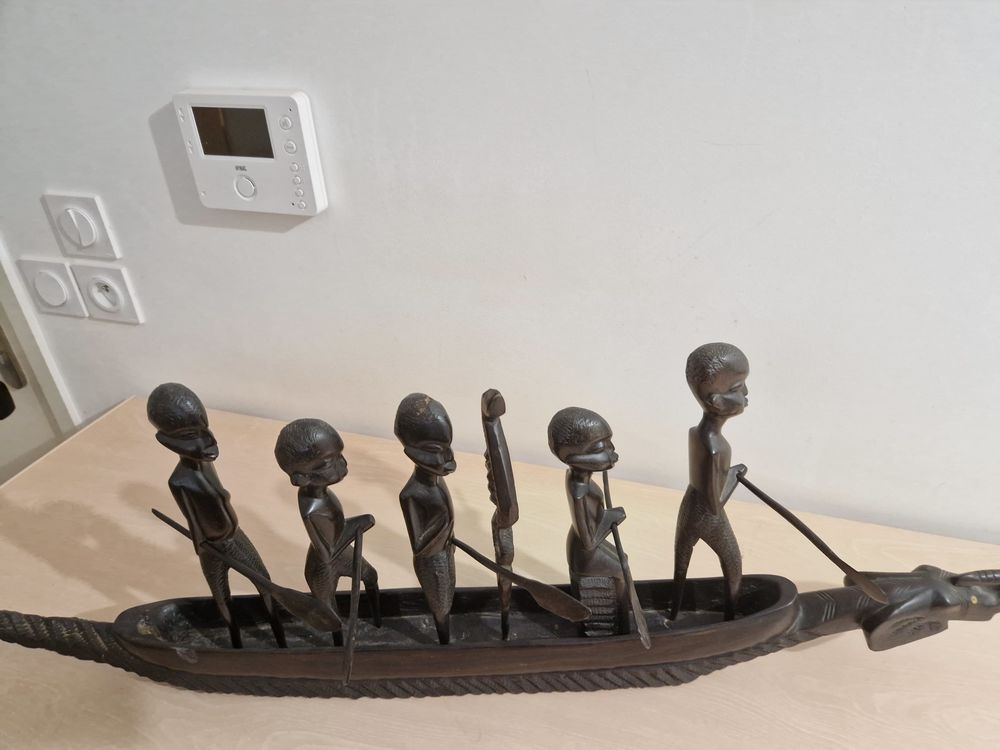 " La Pirogue et ses p&ecirc;cheurs " Décoration