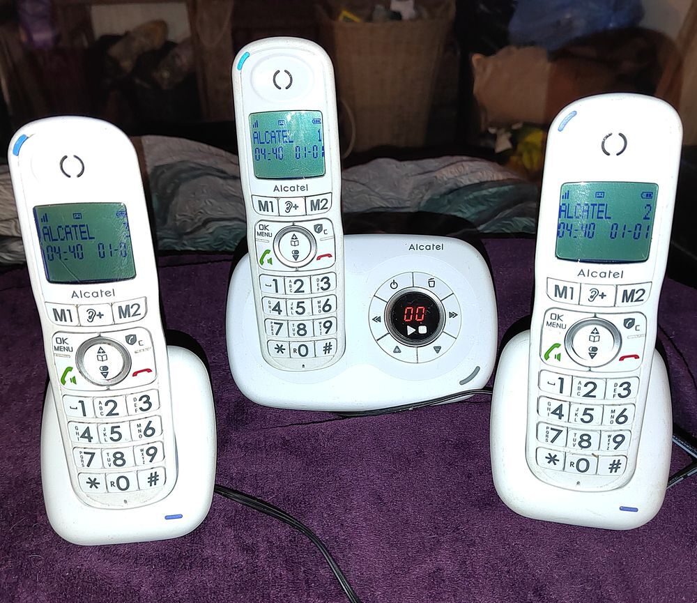 TELEPHONE FIXE SANS FIL ALCATEL XL585 VOICE TRIO BLANC Téléphones et tablettes