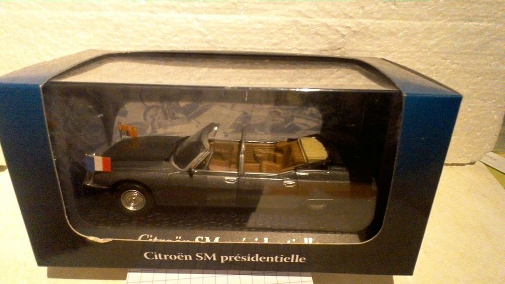 VOITURE MINIATURE 