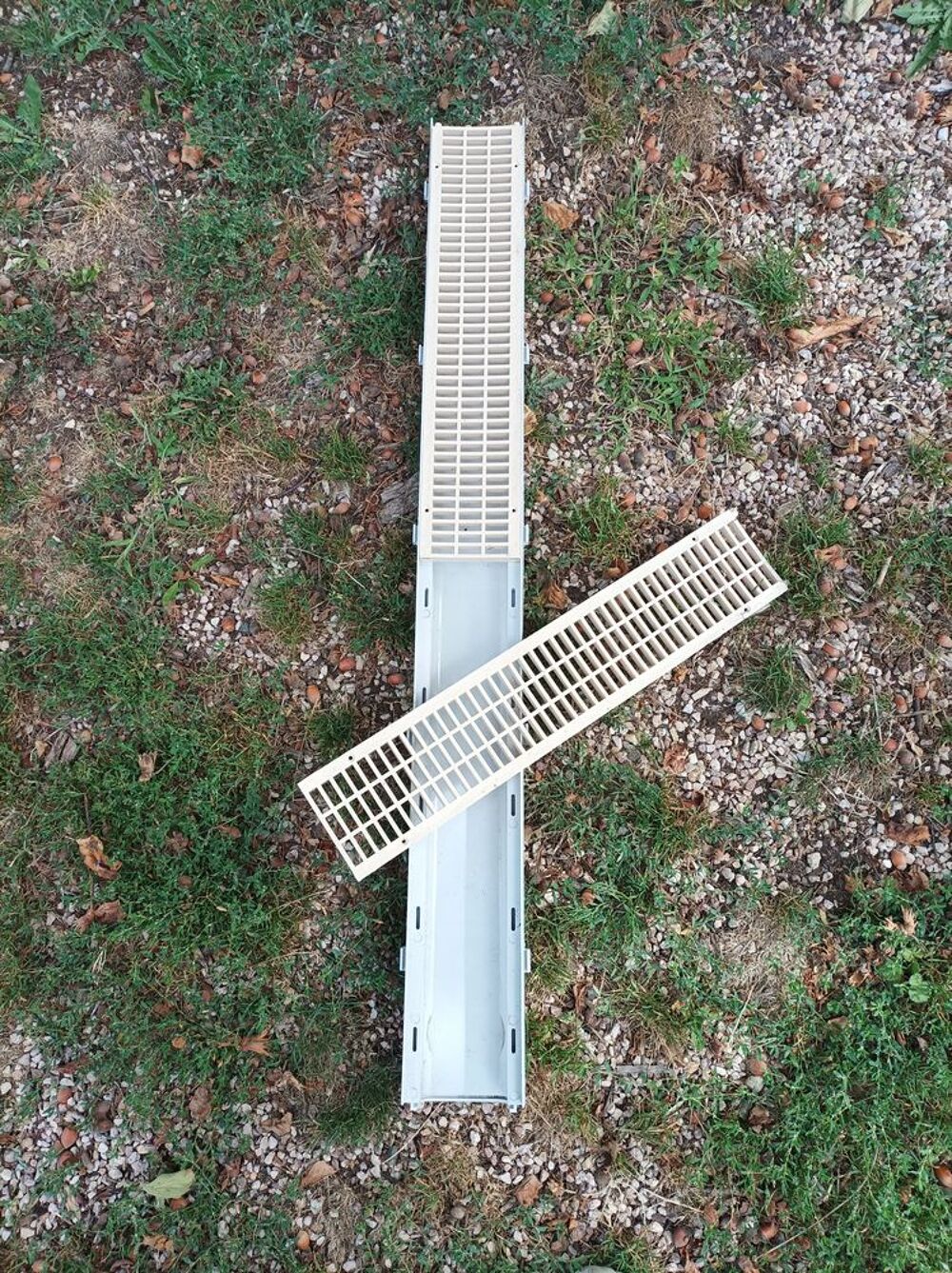 Caniveau bas avec grille Jardin