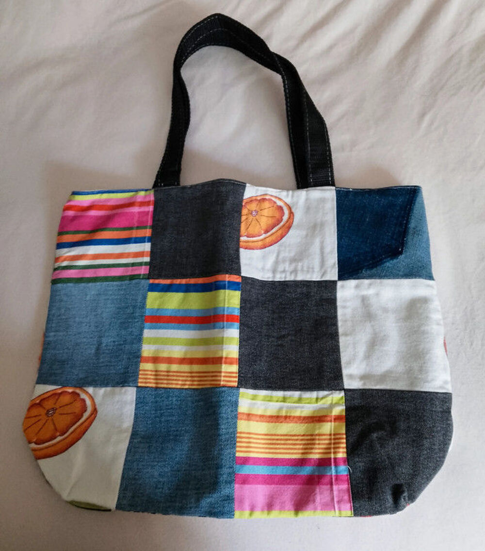 Sac patchwork en jean et tissu fait main Maroquinerie